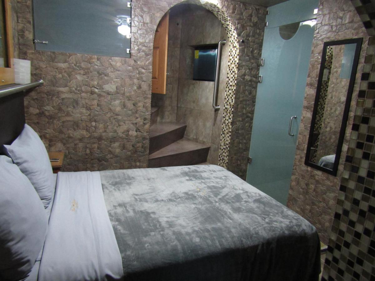 Hotel 1973 San Luis Potosí Buitenkant foto